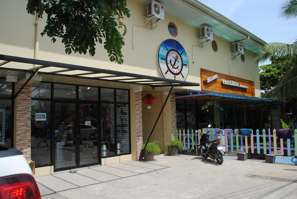 Captain'S Lodge And Bar Panglao-stad Buitenkant foto