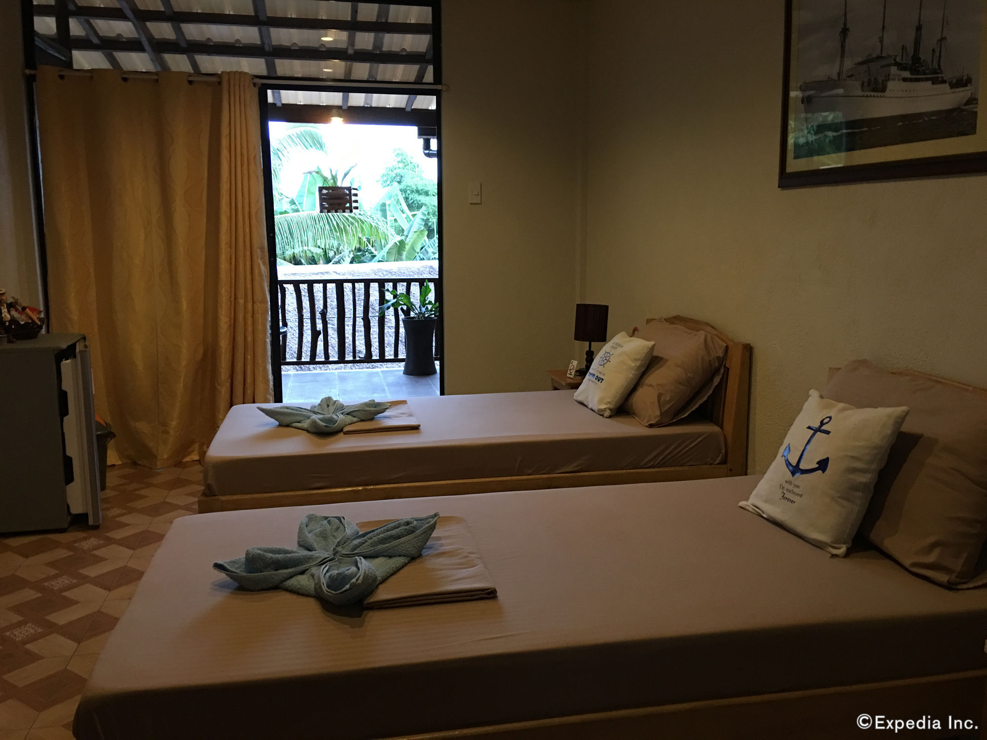 Captain'S Lodge And Bar Panglao-stad Buitenkant foto